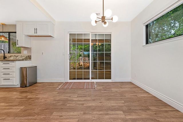 119 Toyon Dr, Auburn, CA 95603