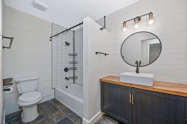 119 Toyon Dr, Auburn, CA 95603