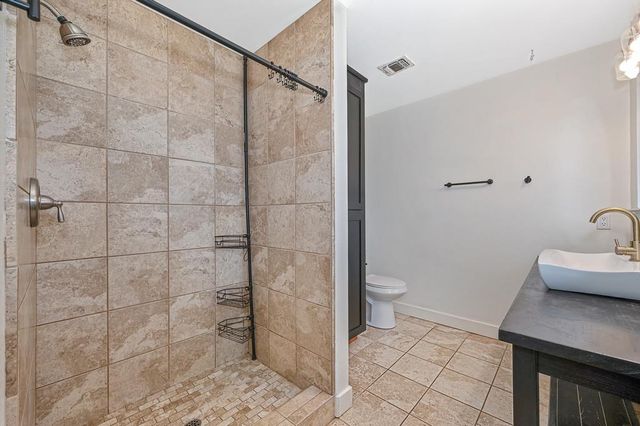 119 Toyon Dr, Auburn, CA 95603