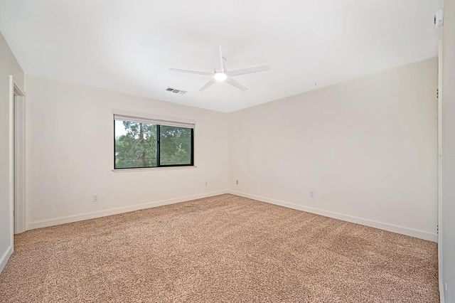 119 Toyon Dr, Auburn, CA 95603