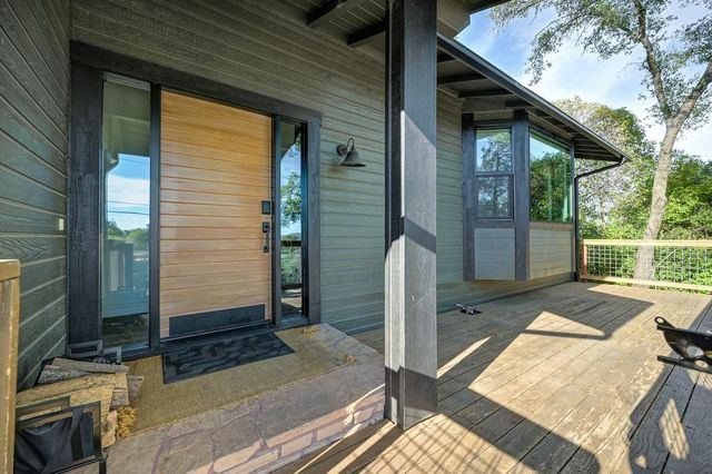 119 Toyon Dr, Auburn, CA 95603