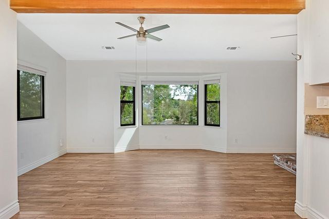 119 Toyon Dr, Auburn, CA 95603