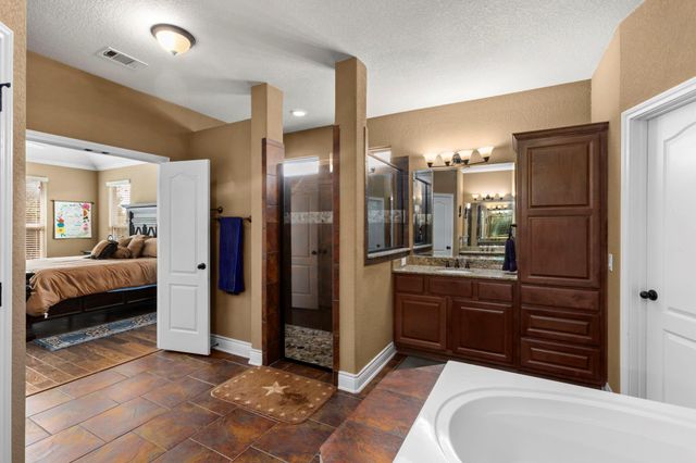 128 Portulaca CT, Driftwood, TX 78619