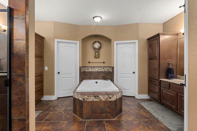 128 Portulaca CT, Driftwood, TX 78619