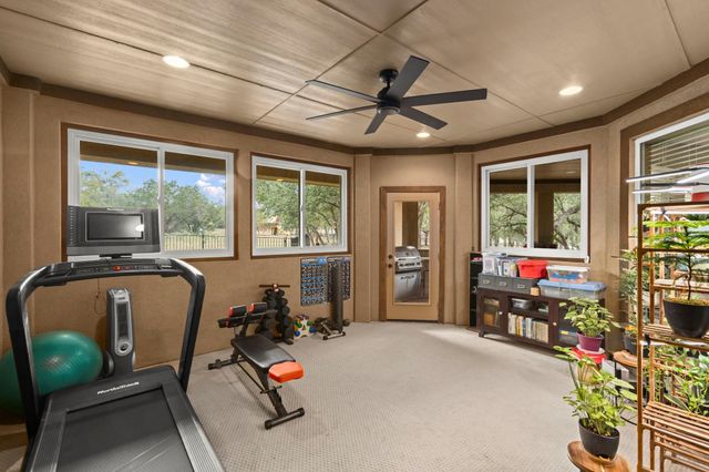 128 Portulaca CT, Driftwood, TX 78619
