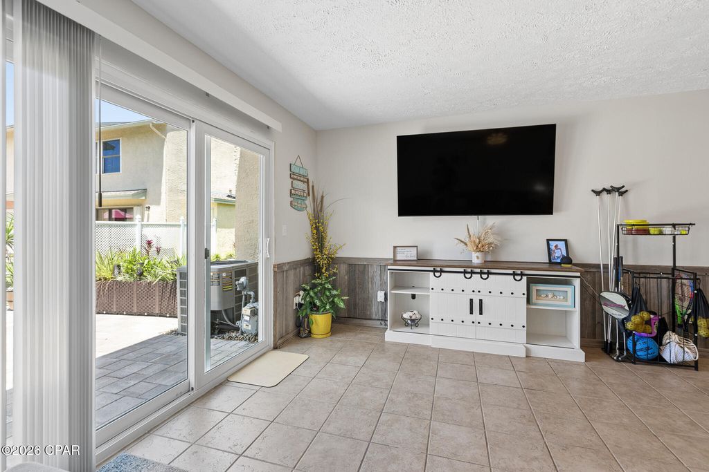 Image 11 of property listing at 185 Kimberly Drive, Panama City Beach, FL 32407