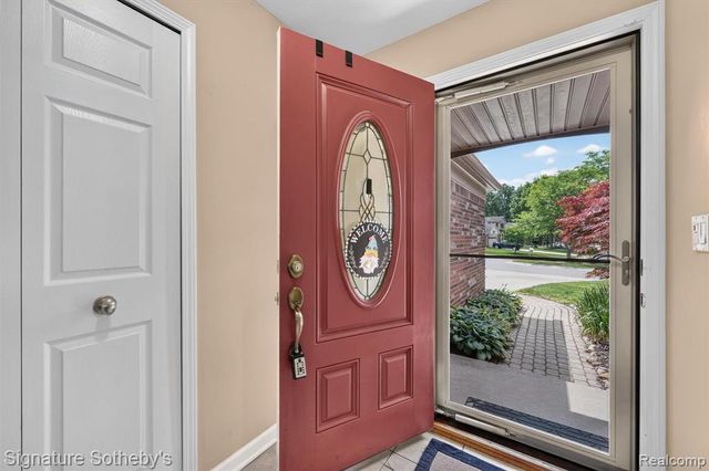 23499 Winthrop Court, Novi, MI 48375