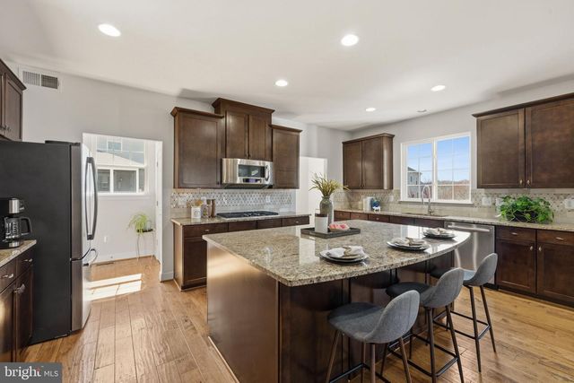 15152 ATHEY LOOP, Woodbridge, VA 22193