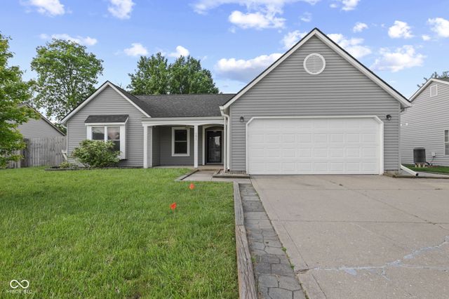 191 Suncrest Drive, Greenwood, IN 46143