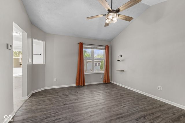 191 Suncrest Drive, Greenwood, IN 46143