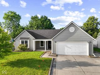 191 Suncrest Drive, Greenwood, IN 46143