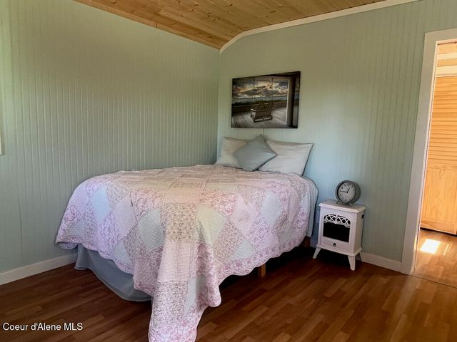 191 Sunset View LN, Hope, ID 83836