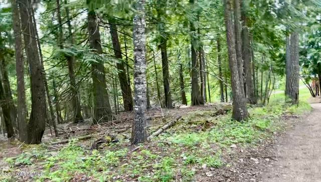 191 Sunset View LN, Hope, ID 83836