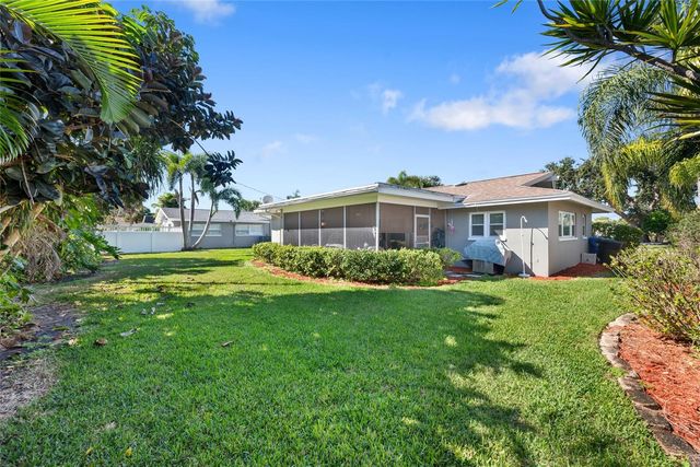 5072 43RD STREET S, St Petersburg, FL 33711
