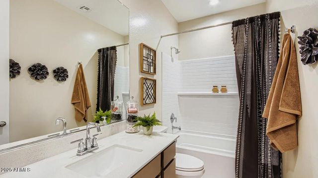 9531 W SUNDERLAND Avenue, Phoenix, AZ 85037