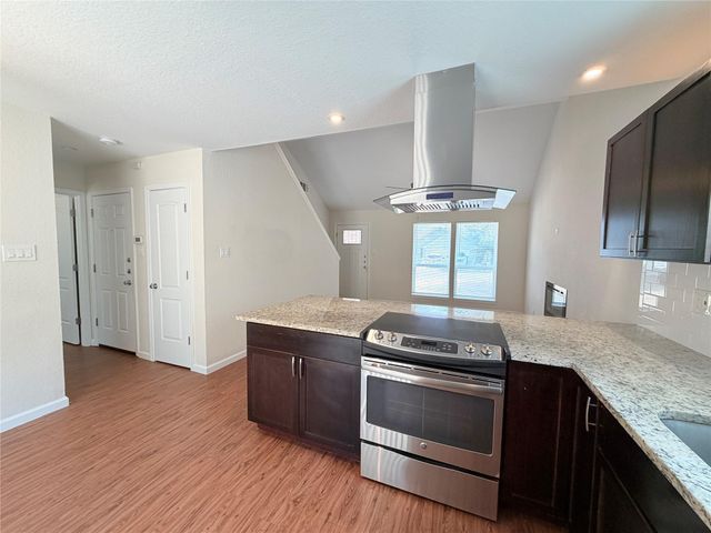 1605 Parkwood DR, Leander, TX 78641