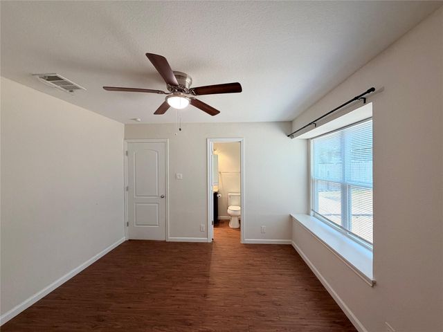 1605 Parkwood DR, Leander, TX 78641