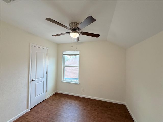 1605 Parkwood DR, Leander, TX 78641