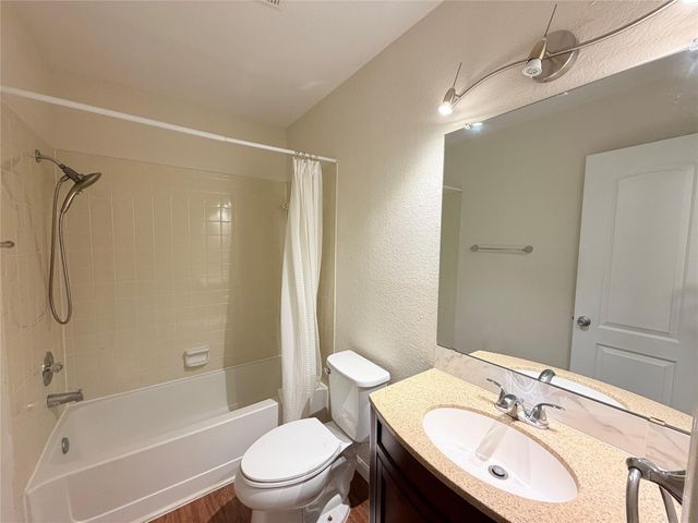 1605 Parkwood DR, Leander, TX 78641