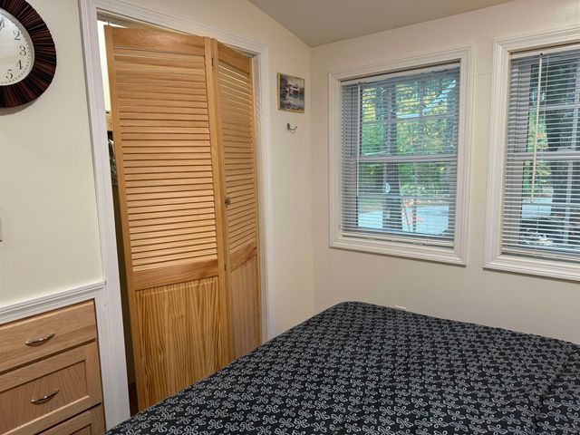 17 Amidon Lane, Tamworth, NH 03886