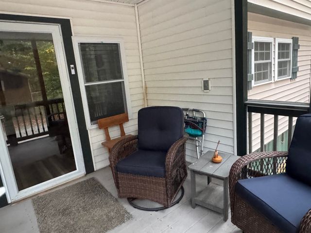 17 Amidon Lane, Tamworth, NH 03886