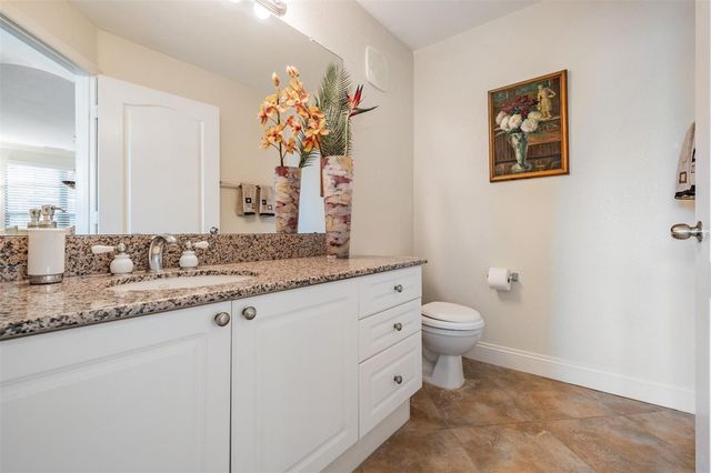 2733 VIA CIPRIANI 814A, Clearwater, FL 33764