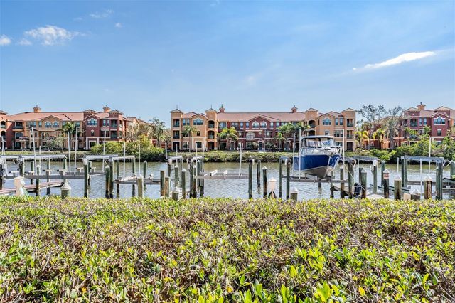2733 VIA CIPRIANI 814A, Clearwater, FL 33764