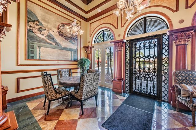 2733 VIA CIPRIANI 814A, Clearwater, FL 33764