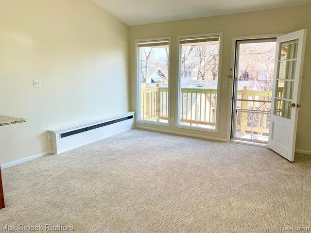 156 N Worth 2S, Birmingham, MI 48009