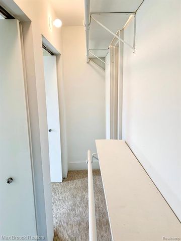 156 N Worth 2S, Birmingham, MI 48009