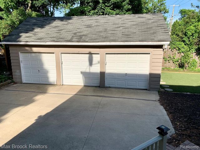 156 N Worth 2S, Birmingham, MI 48009