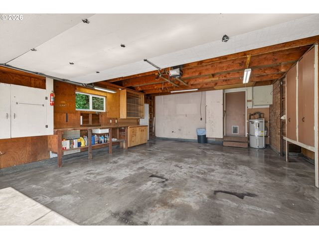 737 Ne 18TH St, Mc Minnville, OR 97128