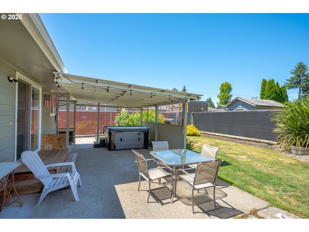 Image 45 of property listing at 737 Ne 18TH St, Mc Minnville, OR 97128