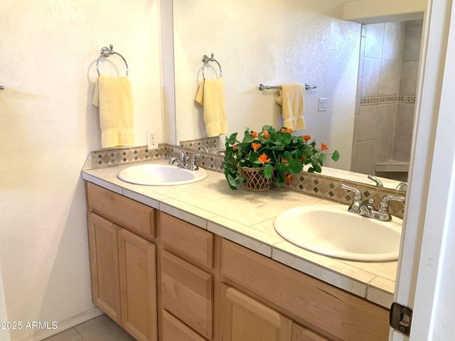 22870 S LAKEWOOD Court, Yarnell, AZ 85362