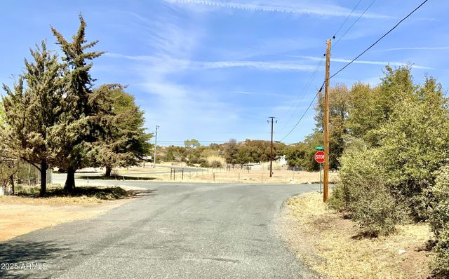 22870 S LAKEWOOD Court, Yarnell, AZ 85362