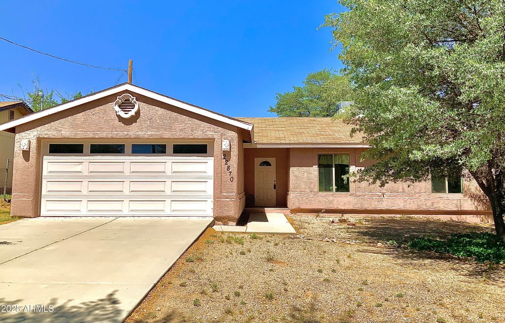 22870 S LAKEWOOD Court, Yarnell, AZ 85362