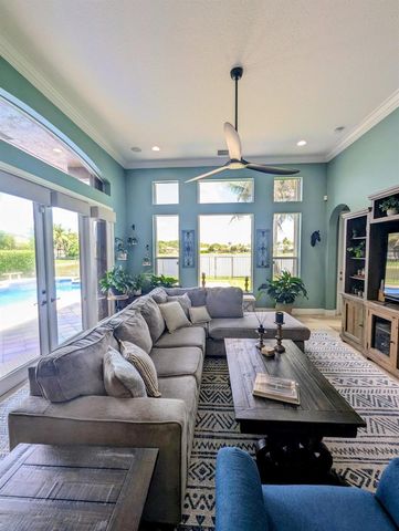 10640 Oak Meadow Lane, Lake Worth, FL 33449