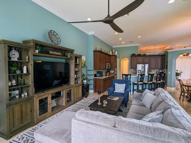 10640 Oak Meadow Lane, Lake Worth, FL 33449