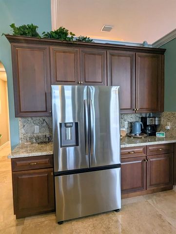 10640 Oak Meadow Lane, Lake Worth, FL 33449