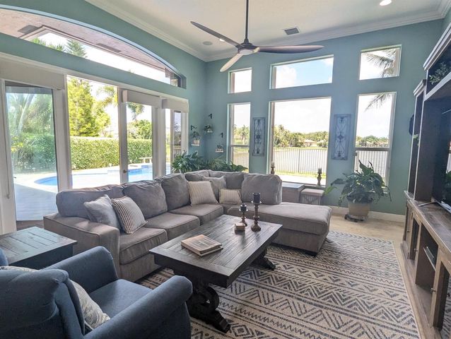 10640 Oak Meadow Lane, Lake Worth, FL 33449