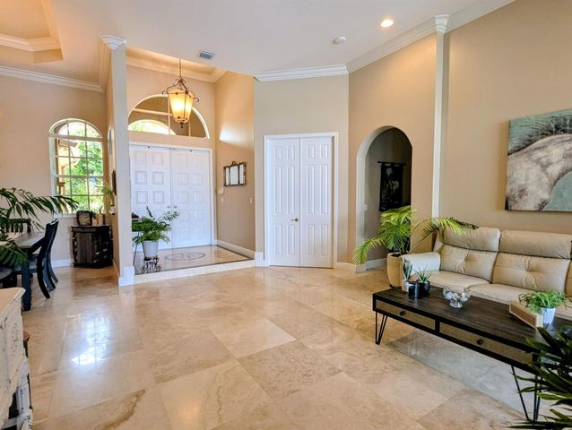 10640 Oak Meadow Lane, Lake Worth, FL 33449