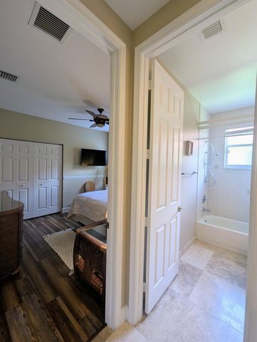 10640 Oak Meadow Lane, Lake Worth, FL 33449