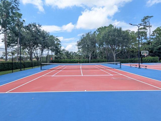 10640 Oak Meadow Lane, Lake Worth, FL 33449