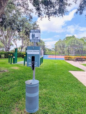 10640 Oak Meadow Lane, Lake Worth, FL 33449