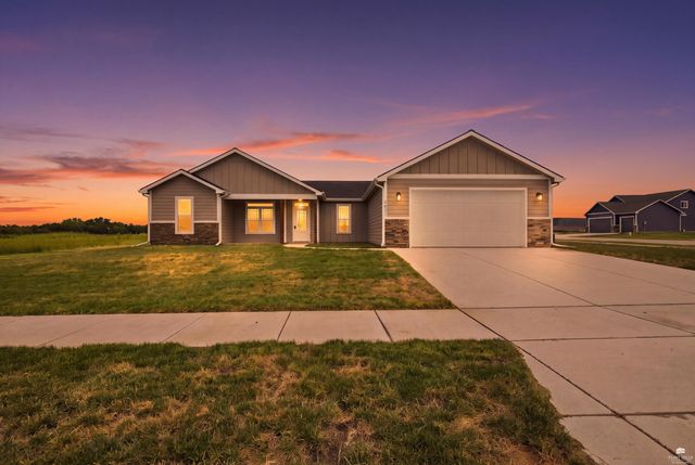 4611 Wisteria Way, Manhattan, KS 66502