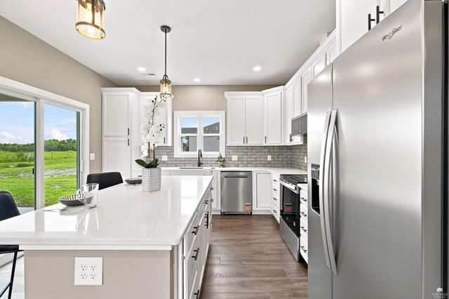 4611 Wisteria Way, Manhattan, KS 66502