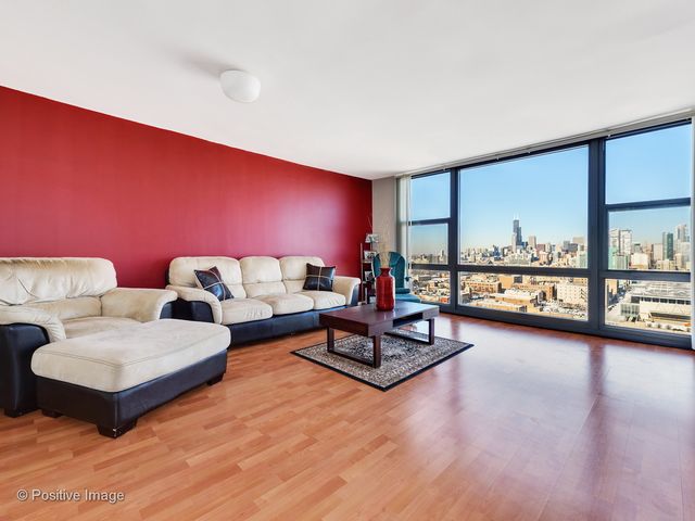 2605 S Indiana Avenue 2304, Chicago, IL 60616
