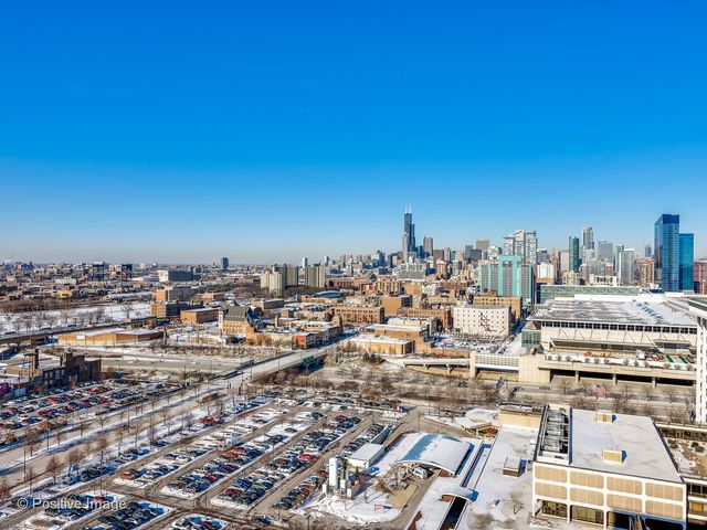 2605 S Indiana Avenue 2304, Chicago, IL 60616