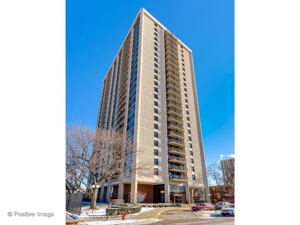 2605 S Indiana Avenue 2304, Chicago, IL 60616