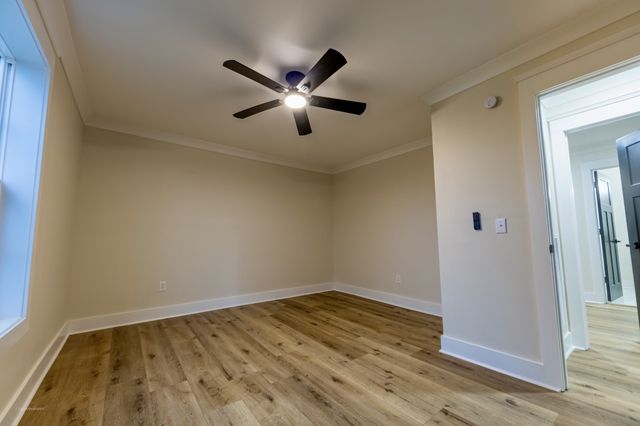 1877 Airport Lake Rd, Mcminnville, TN 37110